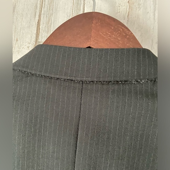 Armani Collezioni Men’sWool Blazer46 IT/36 US Made in ItalyPinstripe Classic Fit - Picture 8 of 11